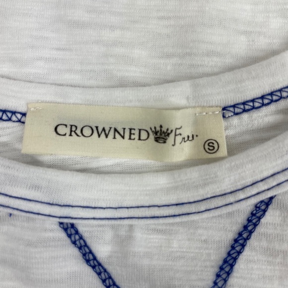 Crowned Free Top White w/Blue Stitching Size Small - Picture 5 of 9